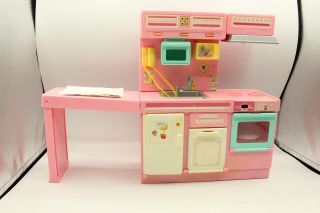 Vintage 1991 Meritus Barbie Kitchen With Lights And Sounds Pink -