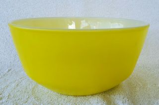 Vintage Anchor Hocking Usa Large 8.  5 " Bright Yellow Mixing Bowl