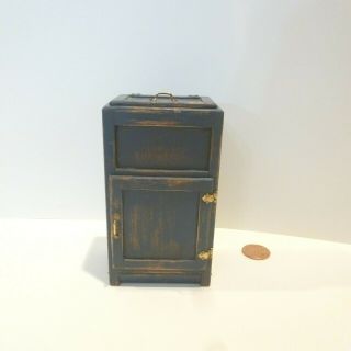 Dollhouse Miniature Old Fashioned Ice Box W/country Blue Rustic Finish Cj 