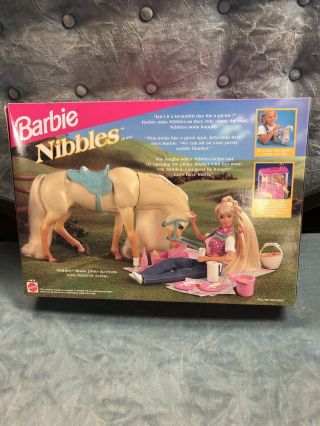 Vintage 1995 Barbie Horse Nibbles with Picnic Accessories (NIB).  (JW - 46) 2