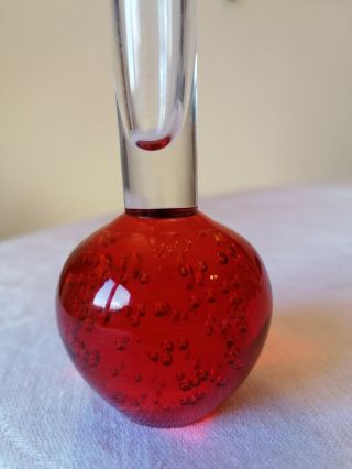 VINTAGE CONTROLLED BUBBLE ART GLASS CHRISTMAS RED BUD VASE 3