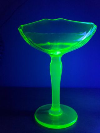 Vintage Large Green Vaseline Glass Compote Tall Stem Wavy Rim Candy Nut Dish 6.  5
