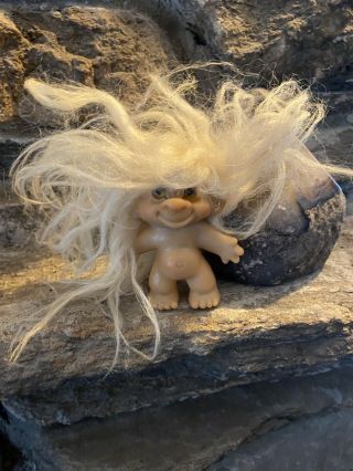 Vintage 1960s Dam Troll Doll White Mohair With Glass Amber Eyes 2 3/4”
