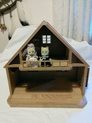 Vintage Sylvanian Families Honeymoon Cottage With Bride And Groom
