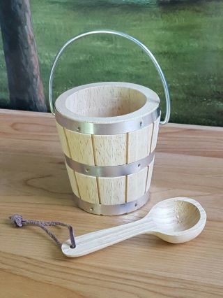 Pleasant Company American Girl Doll Kirsten School Bench Wooden Bucket And Ladle