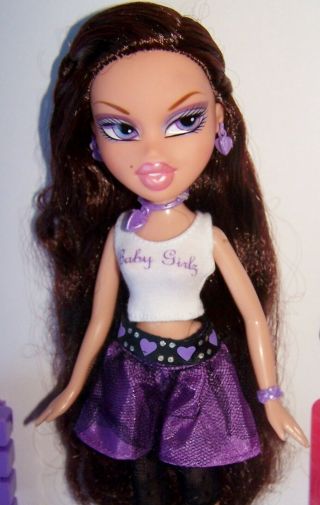 Bratz Sweet Heart Phoebe Doll Complete Purple Jewelry Shoes Outfit Accessories 2