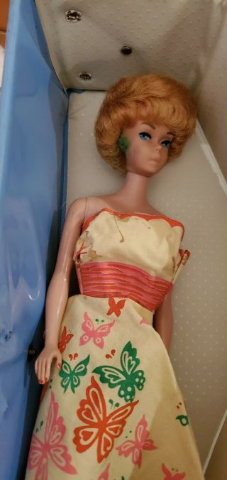 Vintage Blonde Bubble Cut Barbie Doll Case And Clothes.