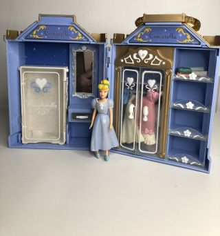 Disney Princess Cinderella Castle Polly Pocket Playset/carry Case (48)