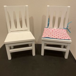 American Girl Doll Set Of 2 Dining Chairs And 1 Chair Pad