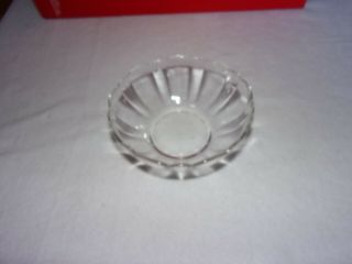 One Arcoroc France Scalloped Edge Clear Glass Bowl Small Dessert/fruit 4.  75 " X 2 "
