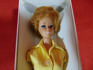 Vintage 1962 Barbie MIDGE Doll Straight Body Blonde Bubble Cut Hair Blue Eyes NM 2