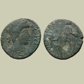 Lucernae Magnus Maximus Æ22 Reparatio Reipvb Arles 383 - 388 A.  D.