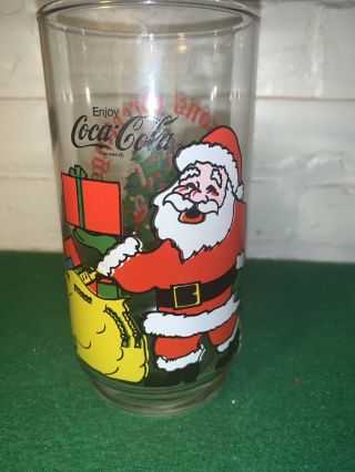 Vintage Christmas Santa Claus Coca Cola Drinking Glass " Seasons Greetings "