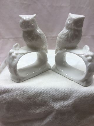 Vintage White Milk Glass Owl On Branch Figurine Napkins Ring??