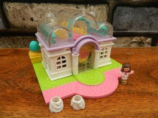 Polly Pocket Light Up Bridal Salon - Bluebird 1994 - With Doll And Accessories