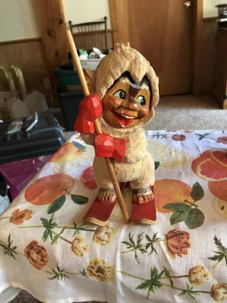 Vintage HENNING WOOD Carved 7 1/2” Figurine Norway Gnome Troll Red Skis 2