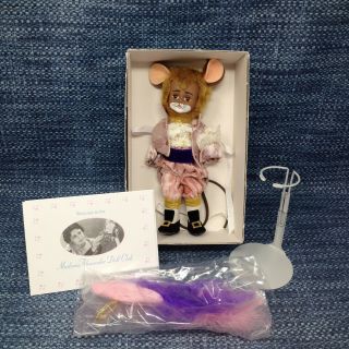 Madame Alexander 13470 Cinderella’s Footmouse 8” With Stand