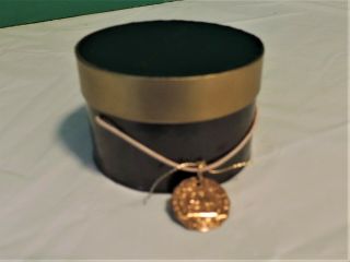 Madame Alexander Cissy Black Hat Box With Gold Tag -