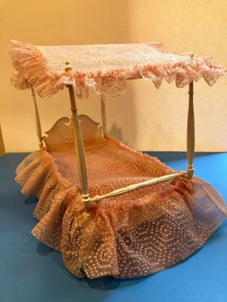 Susy Goose Barbie Four Poster Canopy Bed Vintage 1960s W Pink Bedding