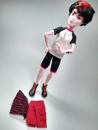 Monster High Create A Monster Vampire Boy Cam Doll Mattel 2011