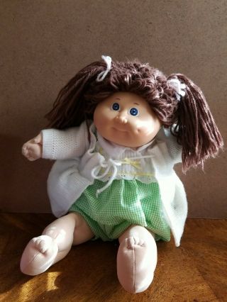 Vintage Girl Cabbage Patch Doll 1978 - 1982 Brown Hair Blue Eyes