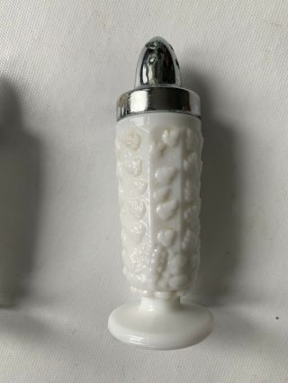 Vintage Opaque Milk Glass Salt &Pepper Shakers Paneled Grape Pattern 3