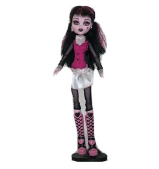 Mattel Monster High Doll Draculaura First Wave Ghouls 2008