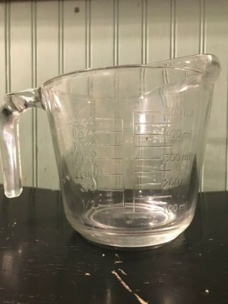 Vintage Fire King Anchor Hocking Liquid 2 Cup Measuring Cup