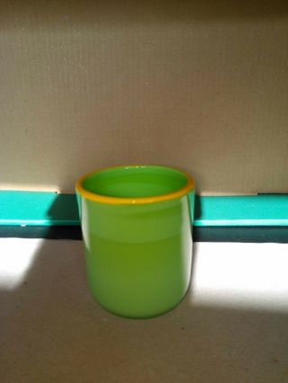 Vintage 3.  5 " Green And Yellow Hand Blown Glass Tumbler Glass
