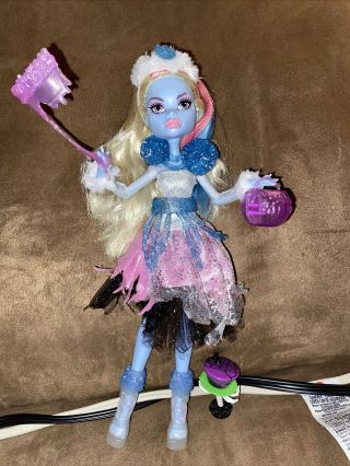 Monster High Abbey Bominable Ghouls Rule Complete