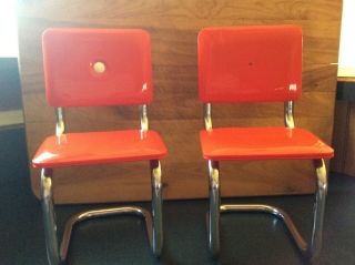 American Girl Molly Mcintire Red Vinyl Chrome Kitchen Chairs (2) Missing Snap
