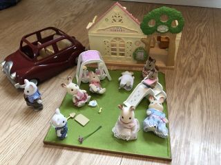 Sylvanian Families Bundle Nursery Car Figures