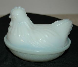 Vintage Chicken Hen On Nest Covered Candy Dish Opalescent White Milk Glass