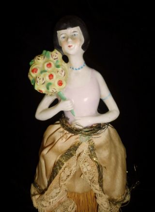 ANTIQUE GERMAN PORCELAIN HALF DOLL - LADY HOLDING BOUQUET FLOWERS BRUSH ART DECO 3