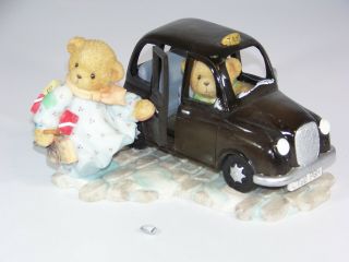 Cherished Teddies 2003 Uk / Europe Exclusive Figurine,  Zoe,  Taxi Cab,  111695 Nib