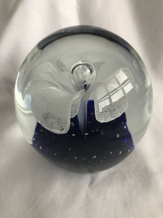 Vintage Glass Paperweight Hand Blown Flower Controlled Bubble Blue White