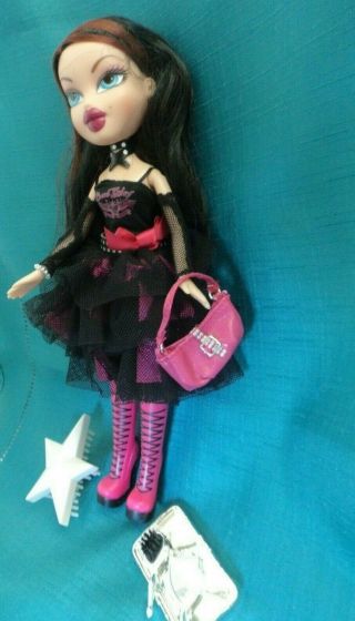 Bratz Doll Wicked Twiinz Diona 2006 25 Cm & Outfit Very Htf Collectable