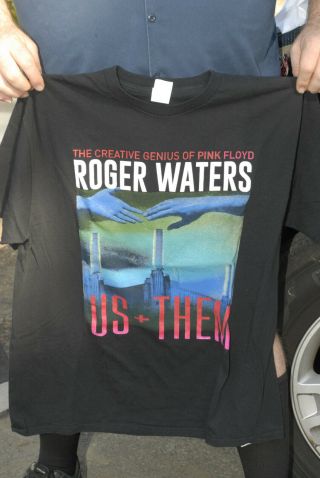 Roger Waters Us & Them Tour T Shirt Pink Floyd Psych Rock Xl Near,