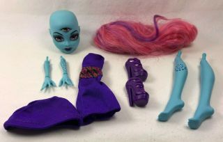 Monster High Create A Monster Three - Eyed Ghoul Complete Cam Add - On - Pack