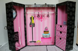 Vintage Black & Pink Wardrobe Closet Cardboard Carrying Case for Doll & Clothes 2