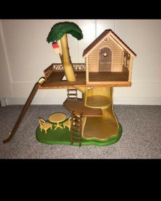 Sylvanian Families Tree House With Furniture 3