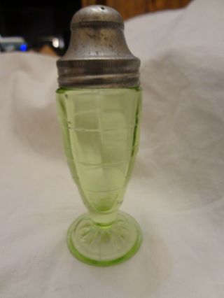 Anchor Hocking BLOCK OPTIC Green Depression Glass Footed SALT & PEPPER SHAKER 3