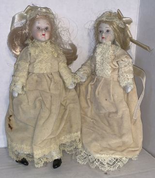 Unglazed Porcelain Dolls Twin Sisters Vintage Dress Cloth Body
