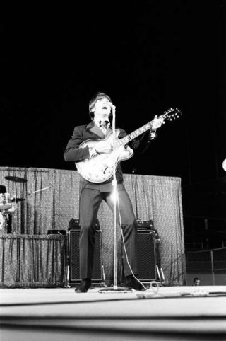 Old Music Photo Of The Beatles Concert Live At Dodgers Stadium 1966 11