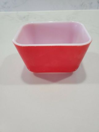 Vtg Pyrex 0501 Small 1.  5 Cup Red Refrigerator Dish No Lid