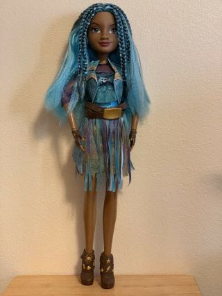 Disney Descendants 2 Uma Isle Of The Lost Doll 28 Inches Articulated AA 3