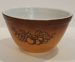 Vintage Pyrex Brown Fruit 1 1/2 Pint Milk Glass Mixing Bowl 401