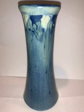 Newcomb College 6 1/2 " Tall Gloss Glaze Bud Vase