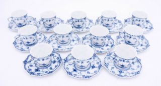 12 Cups & Saucers 1038 - Blue Fluted Royal Copenhagen - Full Lace - 1:st Quality 4