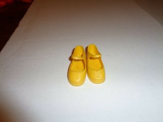 2 Right Yellow Mary Jane Shoes For Ideal Crissy